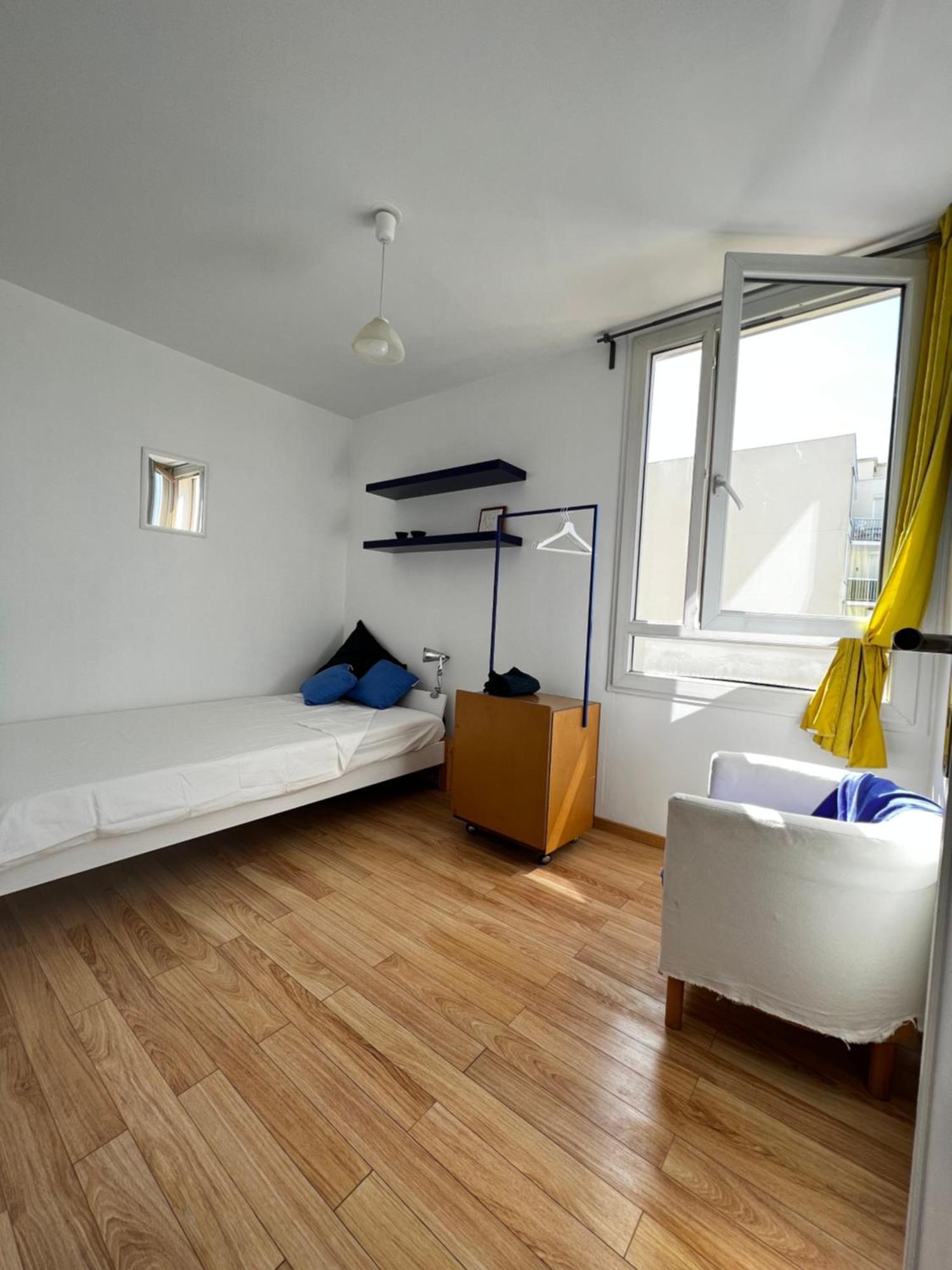 Chambre Famille D'Accueil Entre Paris Et Disney Douze Minutes Centre Paris Quinze Euros De Plus Pour Frais De Menage Neuilly-sur-Marne Exterior foto